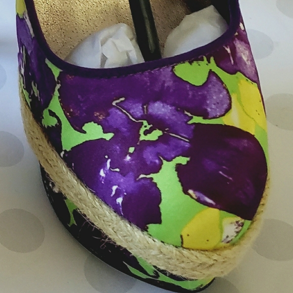 Qupid Floral Summer Closed Toe Stilettos Pump Heel Shoes 7 - Picture 6 of 8